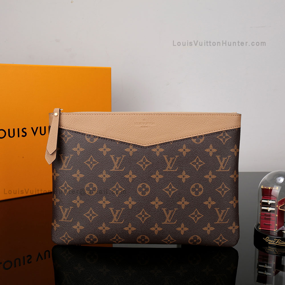 Louis Vuitton Daily Pouch M64591 Louis Vuitton Replica
